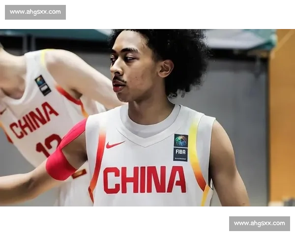 国青半场溃败斯洛文尼亚！前板失守 + 联防崩盘，张博源郇斯楠双星难救主